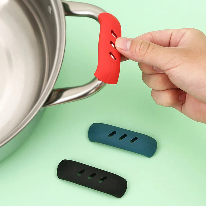 BowLift | Silicone Insulation Cover for Pot Handles