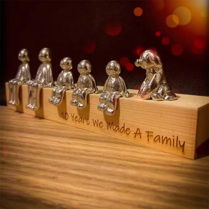 BowLift | Timeless Family Sculpture