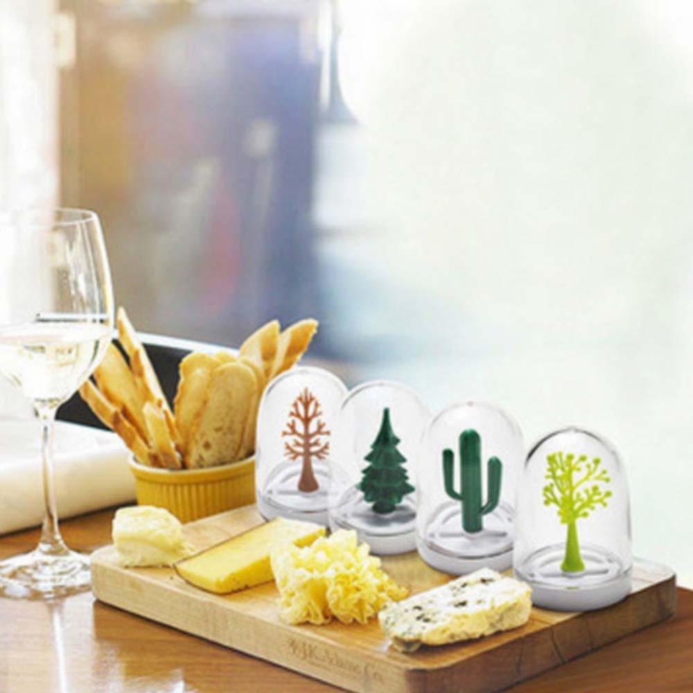 Tempus - Ornament Dome Salt & Pepper Shakers | Bowlift