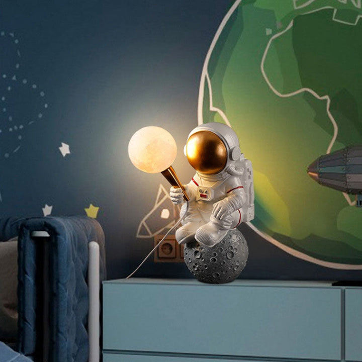 BowLift | CosmoBuddy Astronaut Wall Lamp | Creative Design | Resin & ABS | LED Bedroom Light