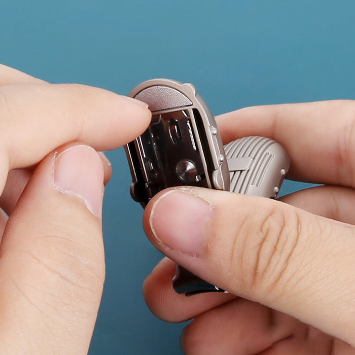 BowLift | Folding Mini Nail Clipper