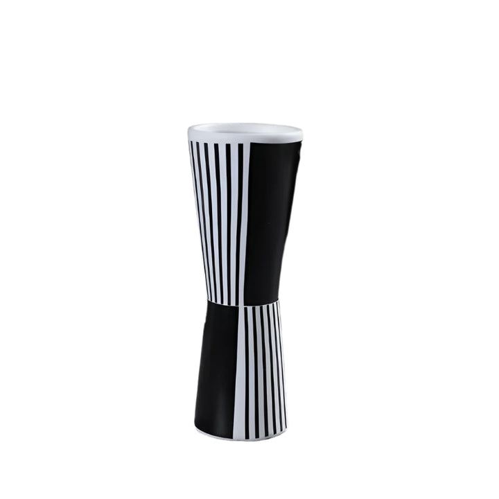 Modern geometric vase Bowlift