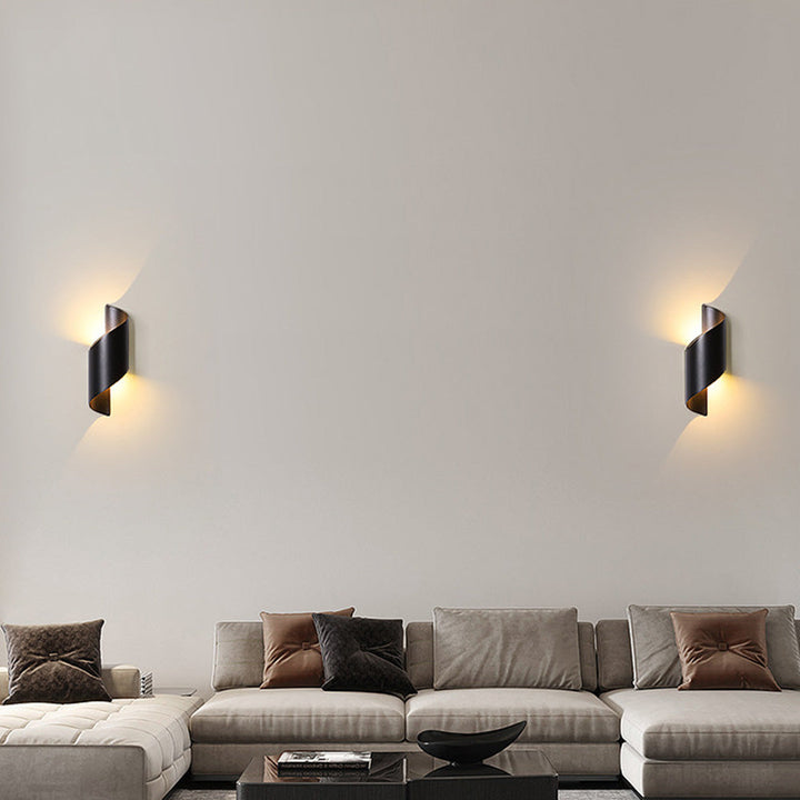 BowLift | LED Wall Light with Minimalist Aluminum Design
