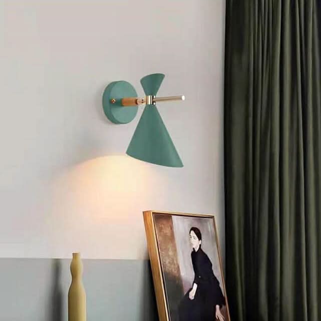 BowLift | Minimalist Wall Light – Modern Horn Design Lamp