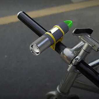 BowLift | Multifunctional Tactical Flashlight