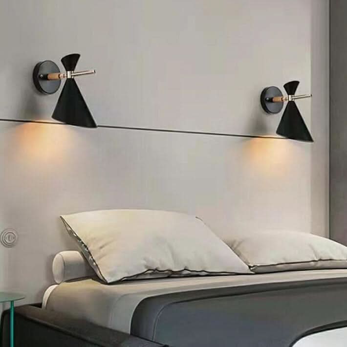 BowLift | Minimalist Wall Light – Modern Horn Design Lamp