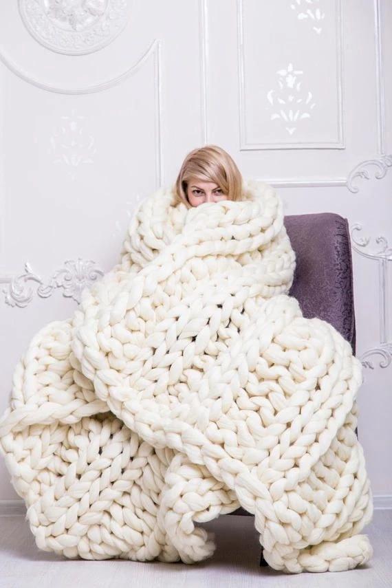 BowLift | Chunky Knit Blanket