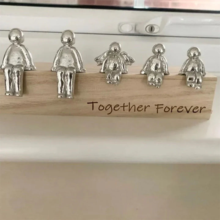 BowLift | Timeless Family Sculpture