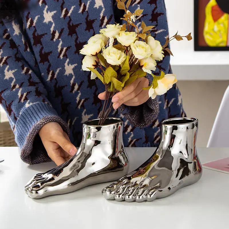 BowLift | Modern Ceramic Vase for Living Room Decor