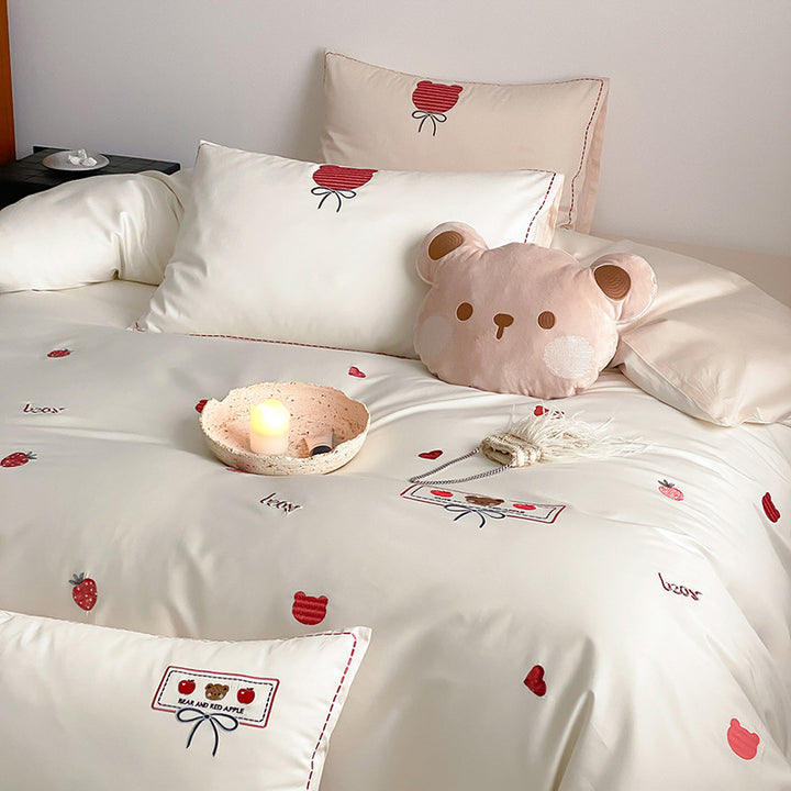 Cartoon bedding made from long-staple cotton