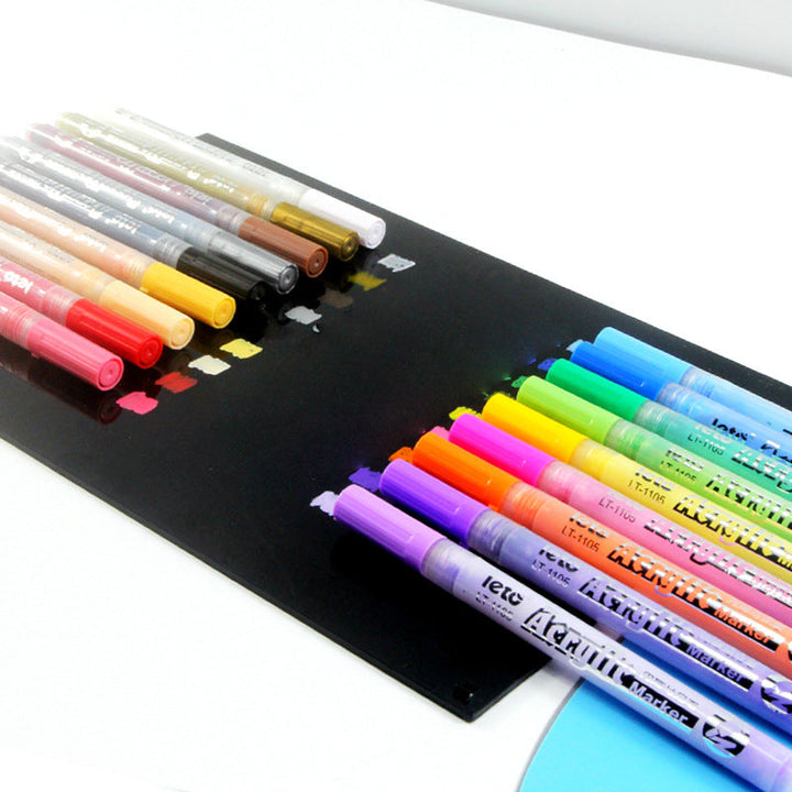 BowLift | Highly pigmented acrylic paint markers