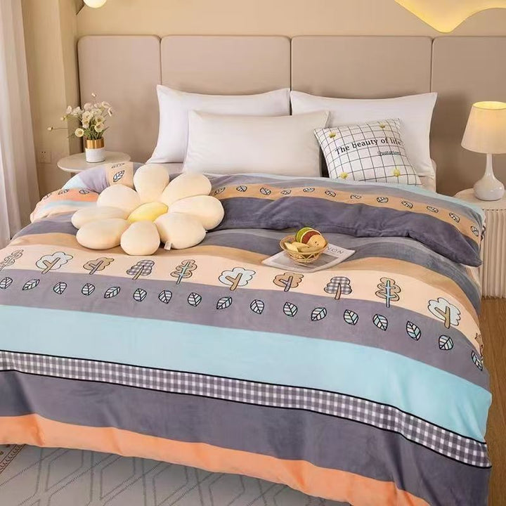 Double-sided milk fiber duvet