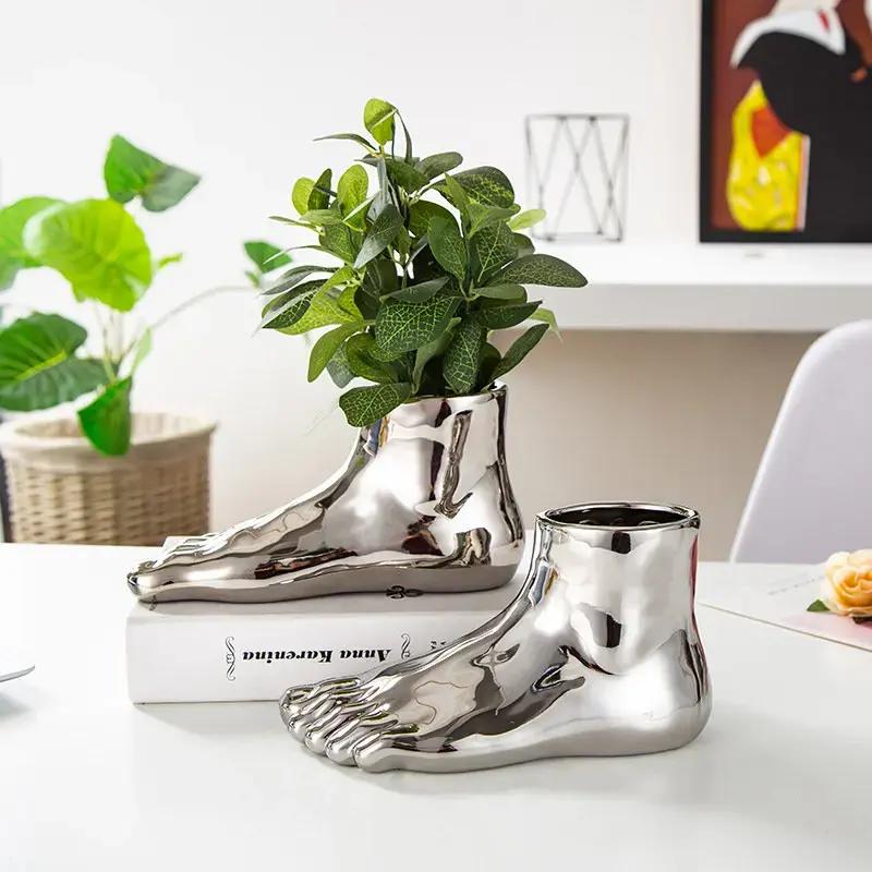 BowLift | Modern Ceramic Vase for Living Room Decor