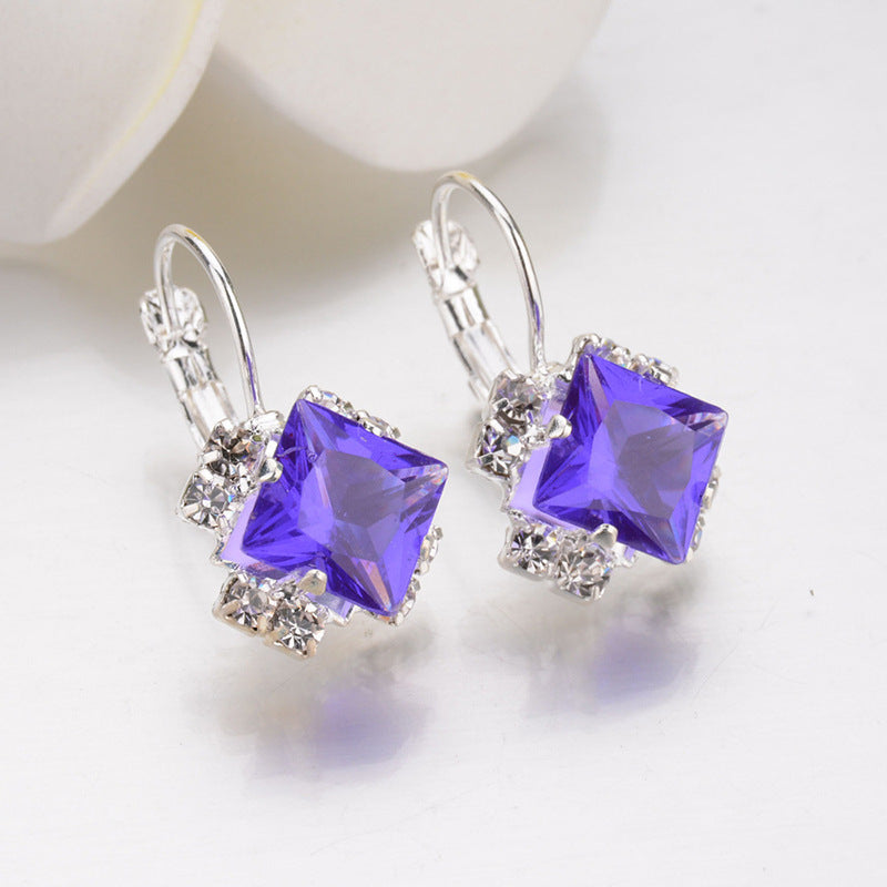 Elegant Vintage-Inspired Drop Earrings Bowlift
