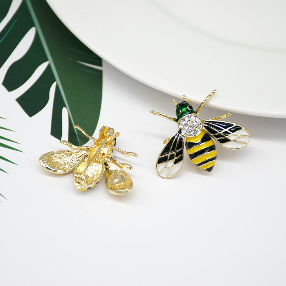 Decorative Bee-Inspired Brooch Bowlift