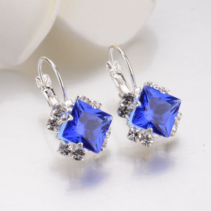 Elegant Vintage-Inspired Drop Earrings Bowlift