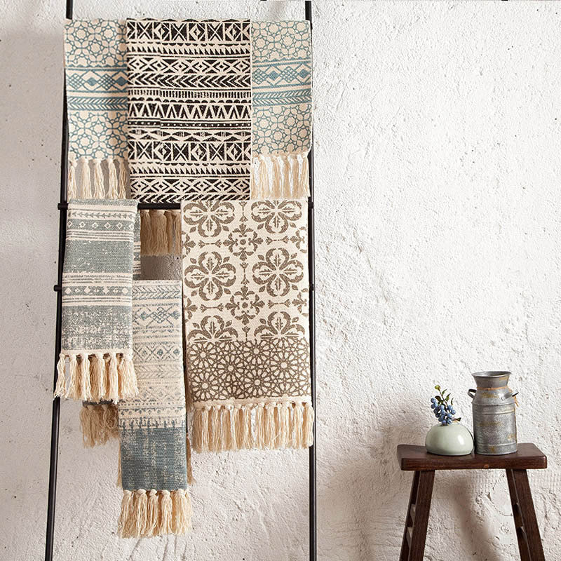 Geometric Pattern Decorative Area Rug Bowlift