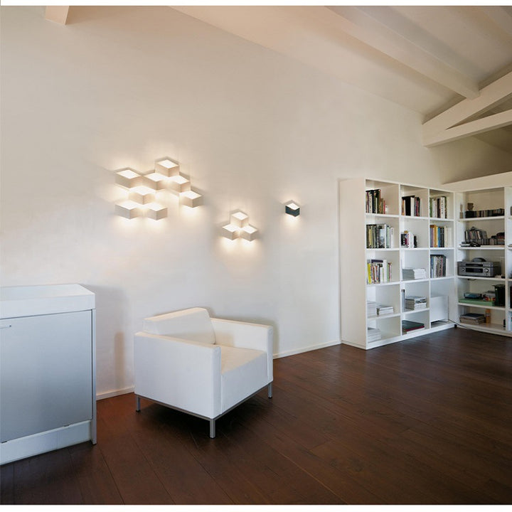 Modern Minimalist Wall Sconce