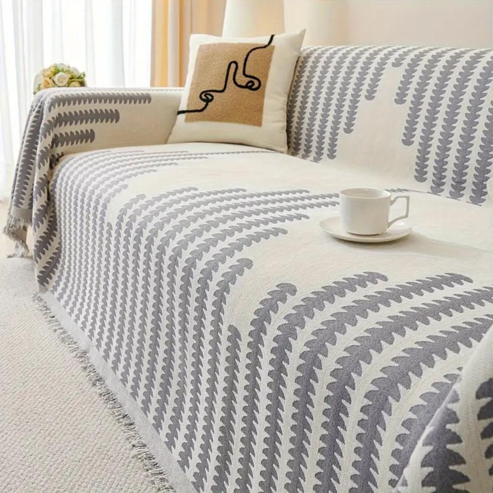 BowLift | Modern Monochrome Fern Sofa Cover