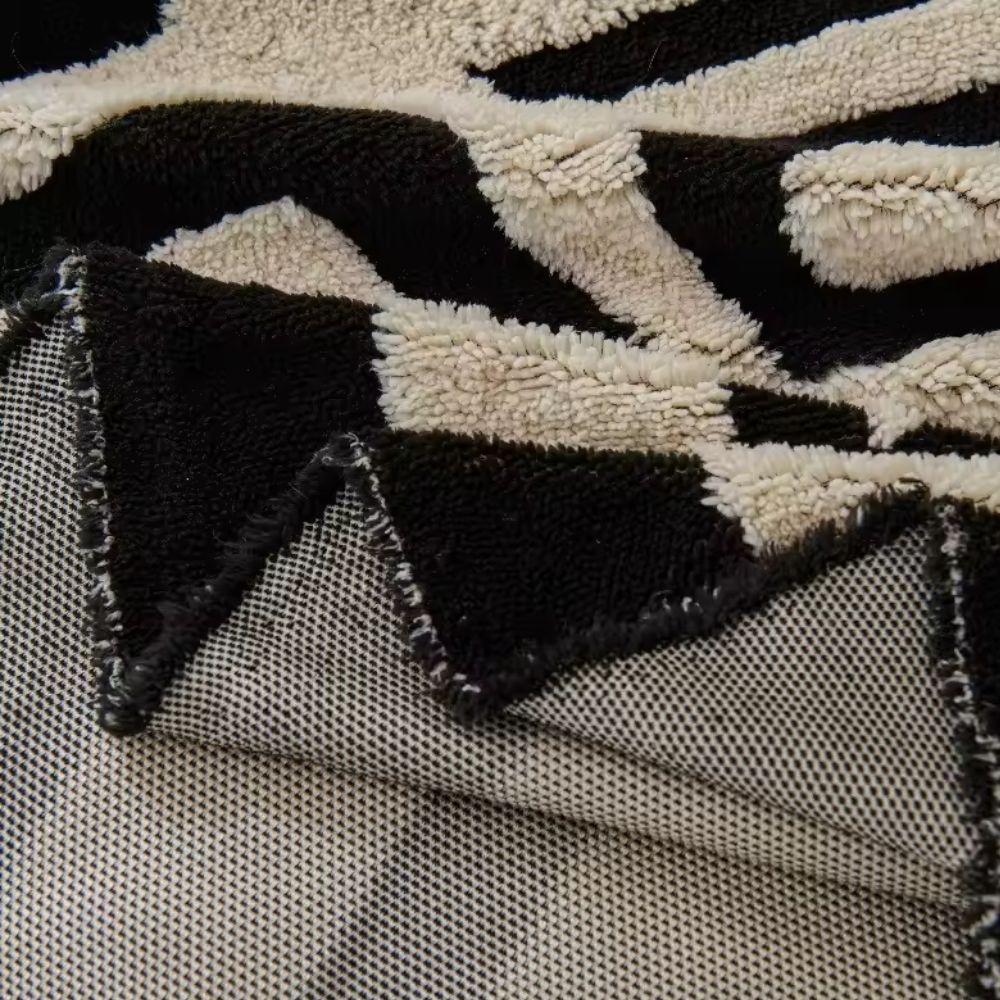 BowLift | Luxury Urban Maze Sofa Cover
