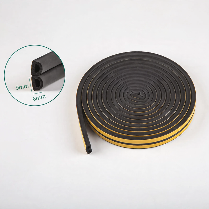 Door gap sealing strip for interior doors