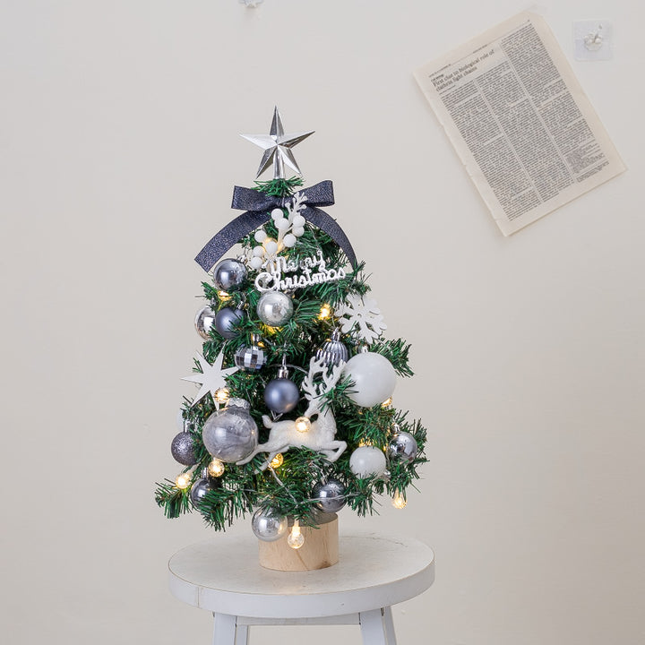 Mini Christmas tree with lighting for the desk