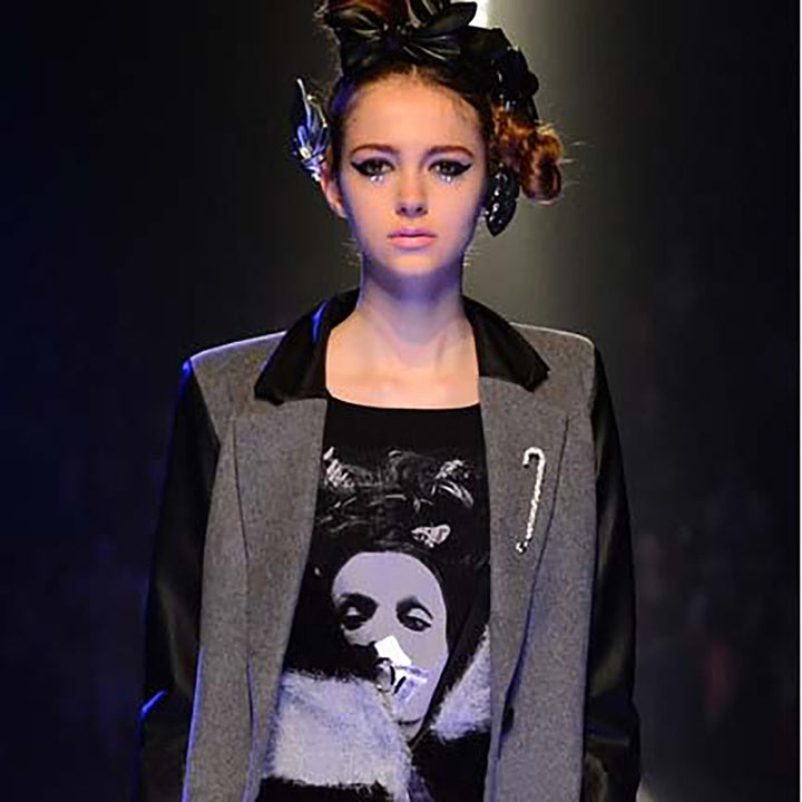 Contemporary Oversized Blazer Bowlift