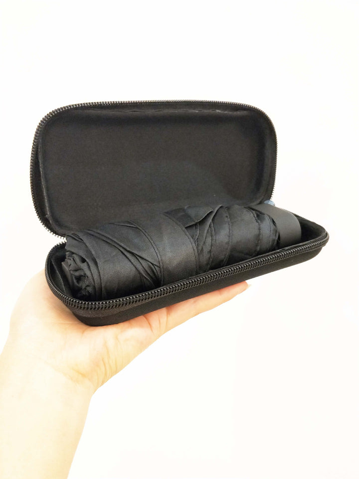 Women's compact and stylish umbrella case Bowlift