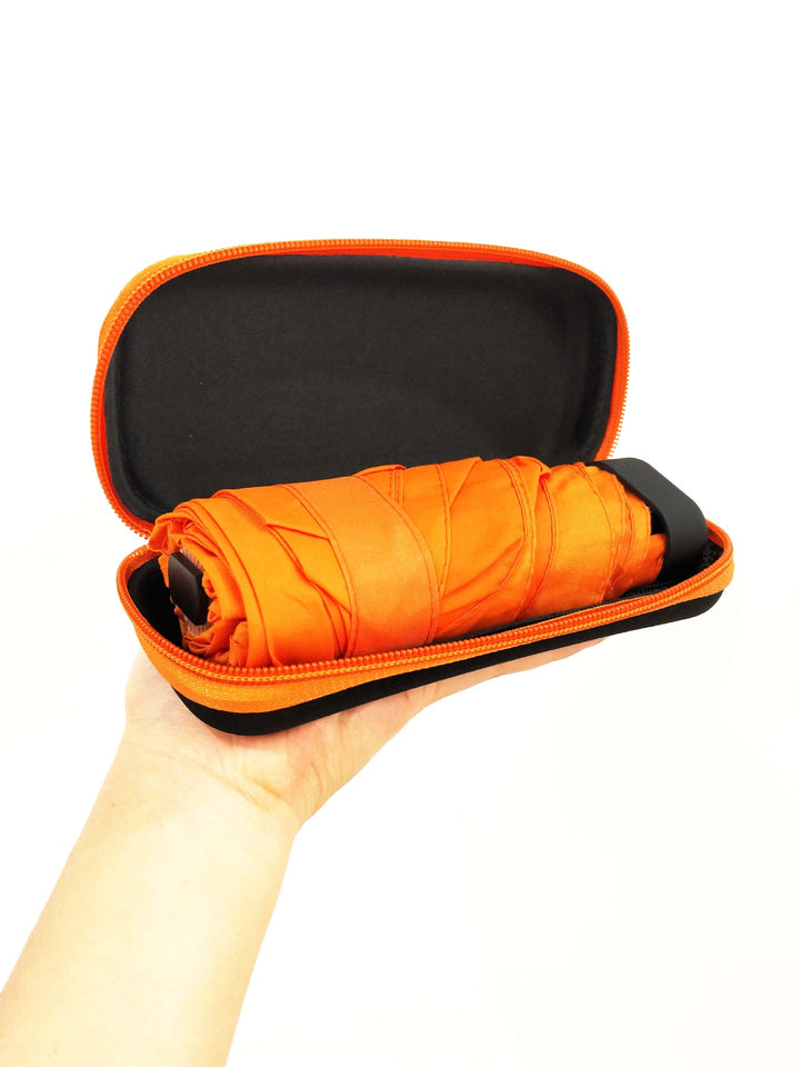 Women's compact and stylish umbrella case Bowlift