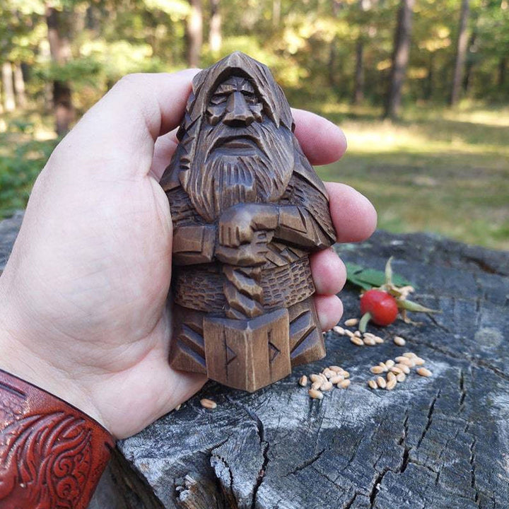 BowLift | Odin Thor's Courtyard Ornament
