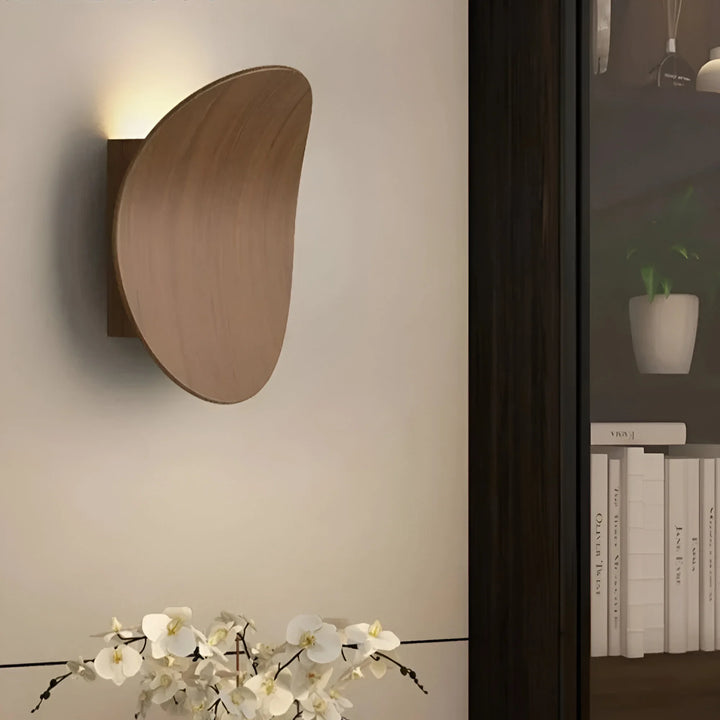 WoodLume – Curved Wooden Wall Light