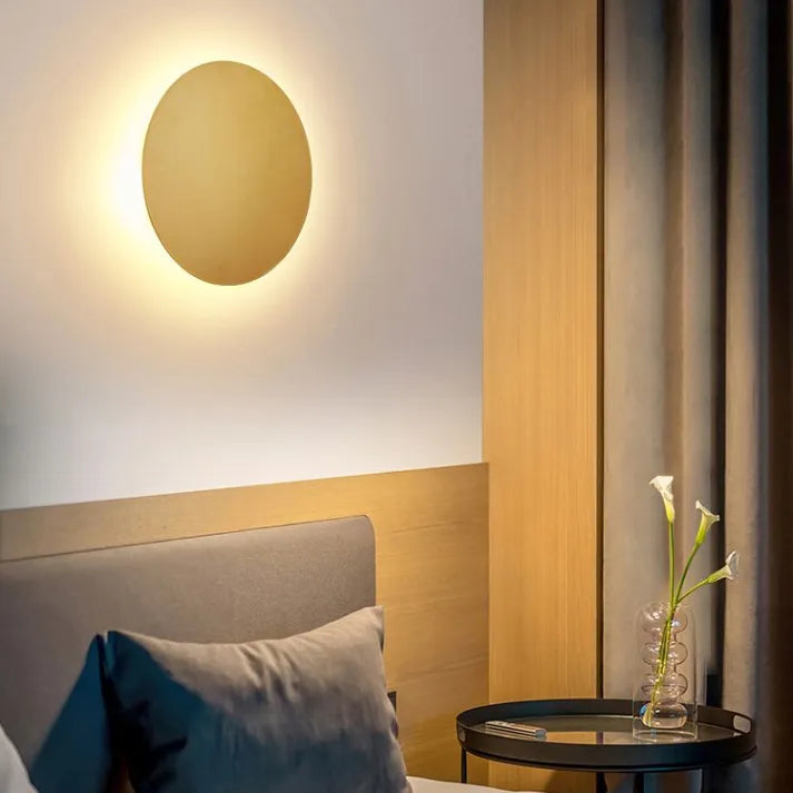 BowLift | Round Wall Lamp in Modern Design