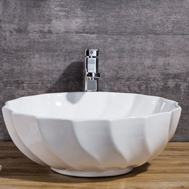 BowLift | Modern Sink Solid Color Porcelain Sink