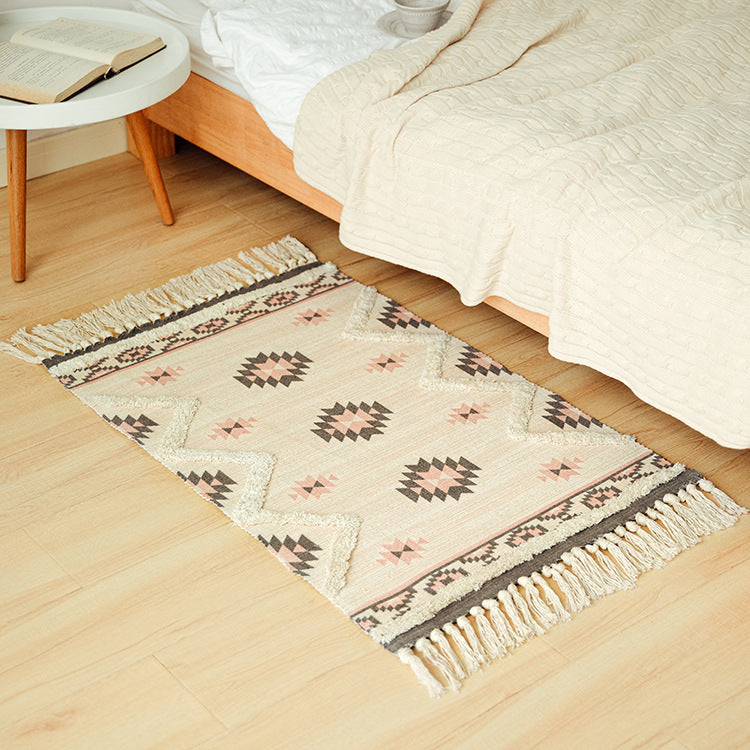 Flat-woven cotton runner in Kilim-Ethno design with fringes Bowlift