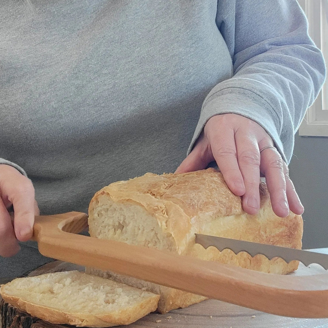 BowLift | Wooden Baguette Cutting Saw