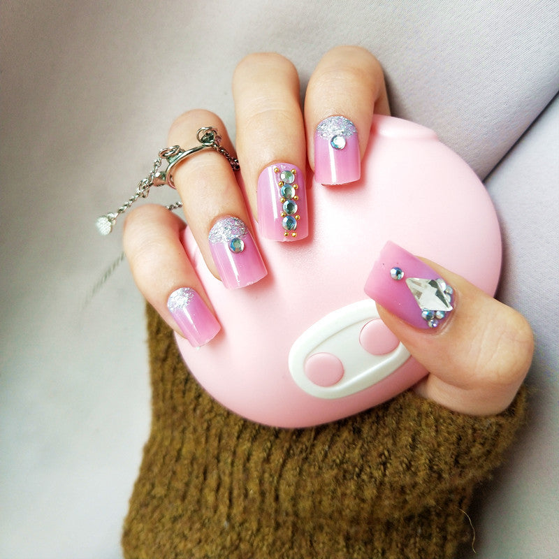 Glamorous Glittering Press-On Nail Set