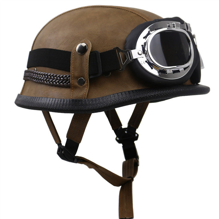 Vintage-Style Motorcycle Helmet with Goggles Vintage Retro Design
