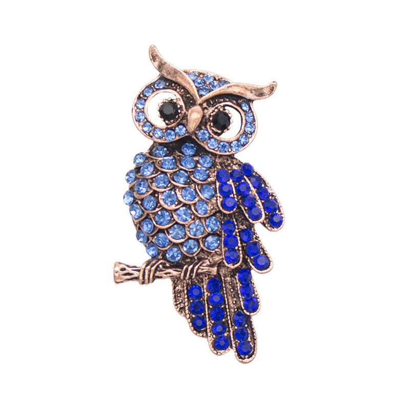 Elegant Owl-Themed Brooch Bowlift