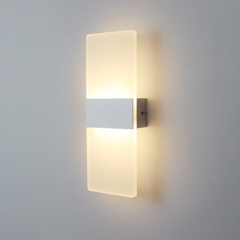 BowLift | CenturyGlow – Mid-Century Wall Lamp for Timeless Style