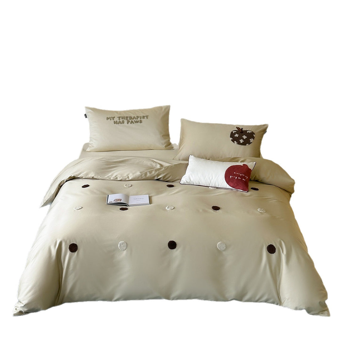 Bedding set made of long-staple combed cotton with embroidery