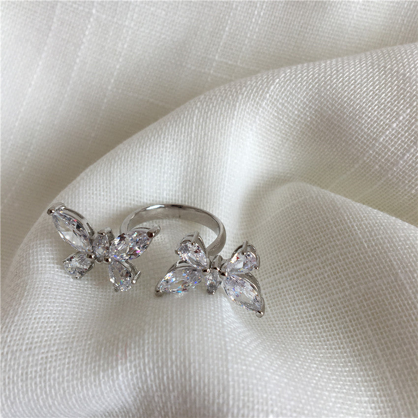 Elegant Butterfly-Inspired Adjustable Ring Bowlift