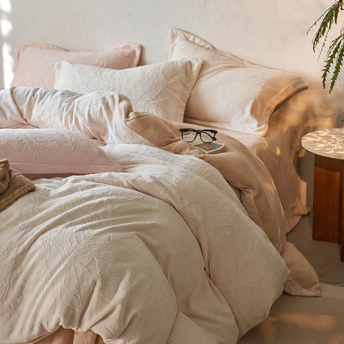 Duvet cover set made of milk fiber, 4 pieces, extra thick