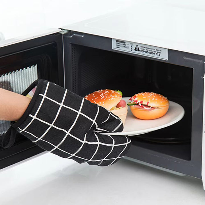 BowLift | Heatproof Grid Pattern Kitchen Mitts