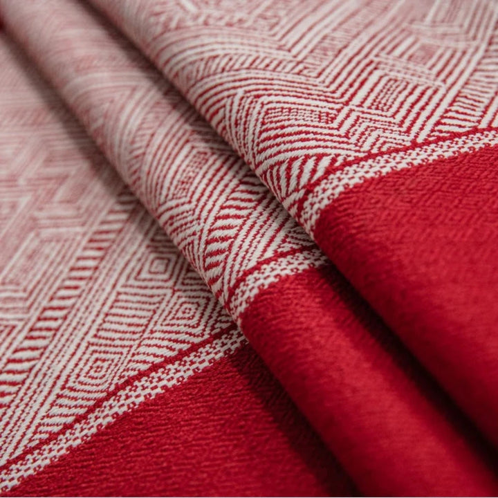 BowLift | Glisstra Geometric Tassel Tablecloth