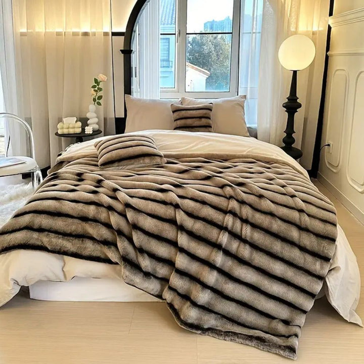 BowLift | Ruched Faux Rabbit Fur Blanket