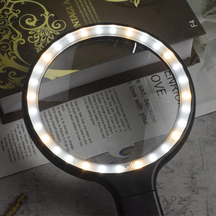 LED magnifying lamp, rechargeable, for neck or hand
