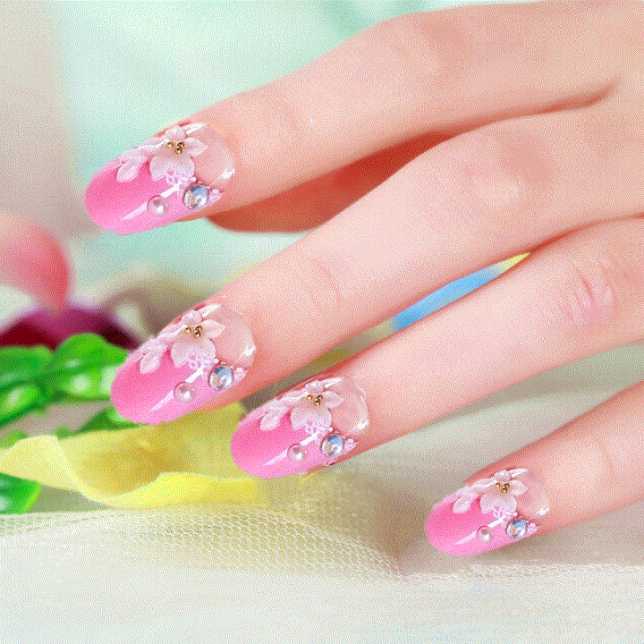 Floral Decorated Press-On Nail Art