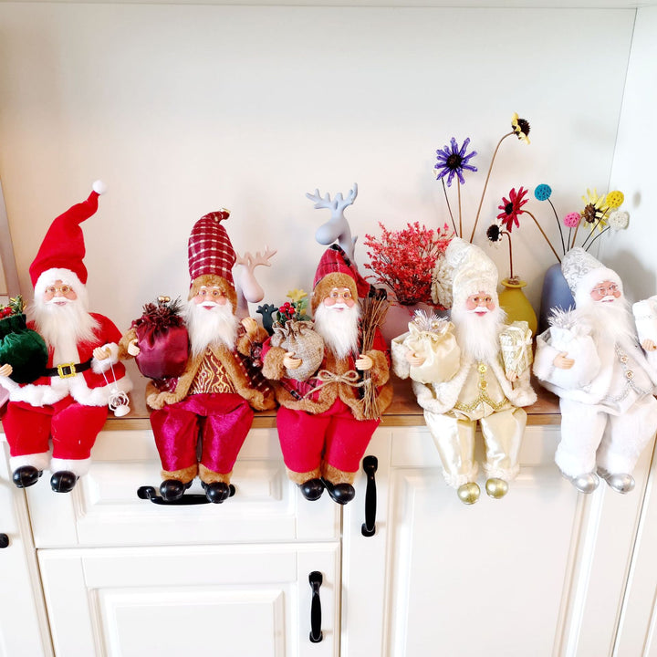 Decorative Santa Claus figures
