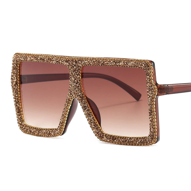 Ladies extravagantly designed sunglasses Bowlift