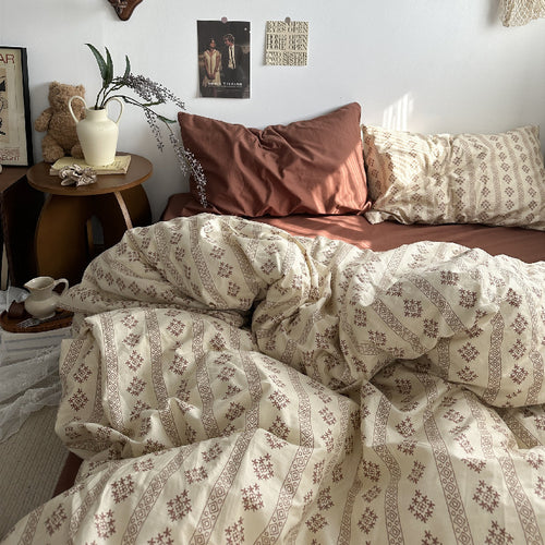 Cotton bedding set, vintage design